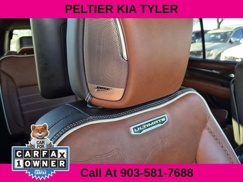 Used 2023 GMC Yukon Denali Ultimate image 18