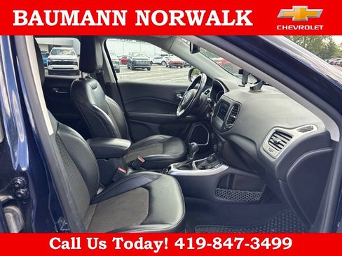 Used 2021 Jeep Compass Latitude w/ Convenience Group AWD/4WD image 19