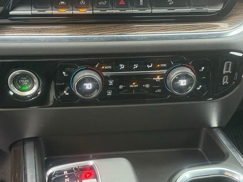 Used 2023 Chevrolet Silverado 1500 LT w/ Z71 Off-Road Package image 18