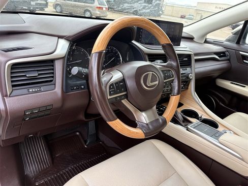 Used 2020 Lexus RX 350L Premium w/ Premium Package image 14