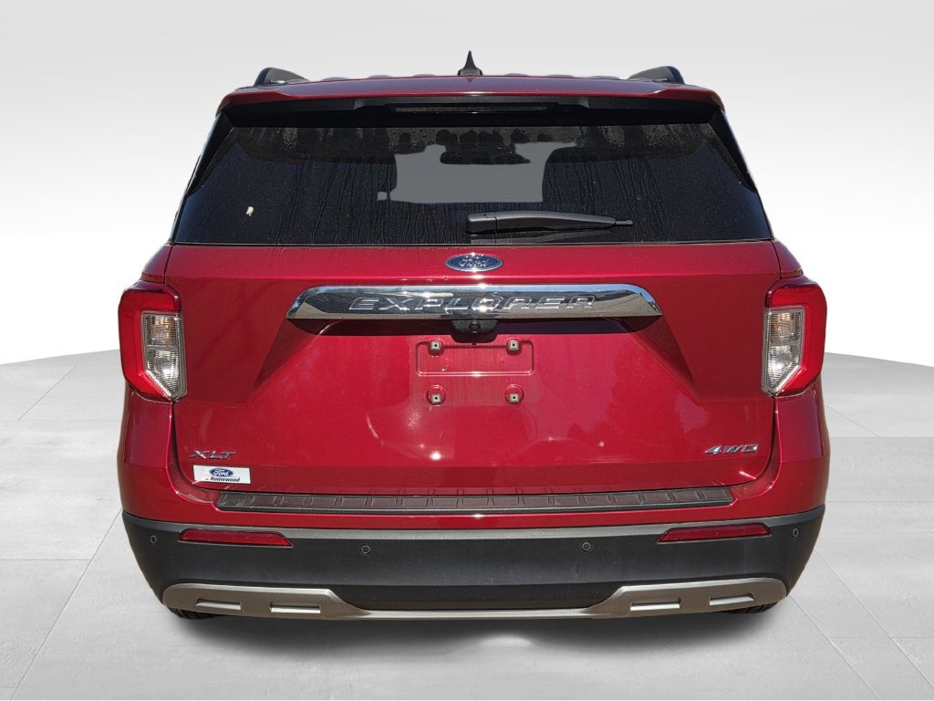 Used 2022 Ford Explorer XLT w/ Equipment Group 202A AWD/4WD image 7