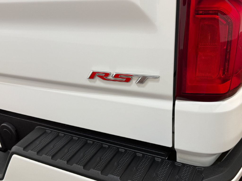 Used 2021 Chevrolet Silverado 1500 RST w/ Z71 Off-Road Package AWD/4WD image 53
