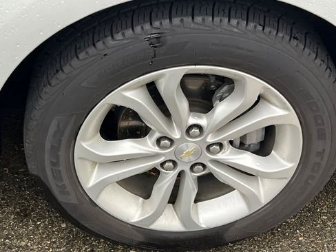 Used 2019 Chevrolet Cruze LS w/ LS Convenience Package image 12