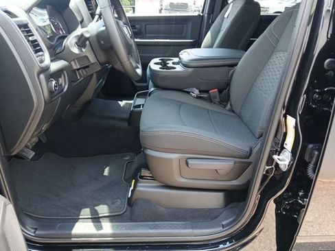 New 2026 RAM 2500 Tradesman AWD/4WD image 31