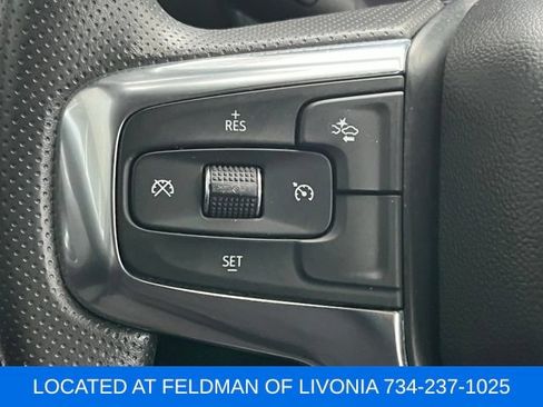Used 2025 Chevrolet Blazer LT AWD/4WD image 36