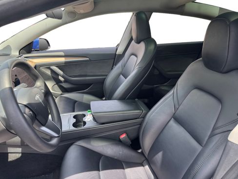 Used 2023 Tesla Model 3 Standard Range RWD image 9