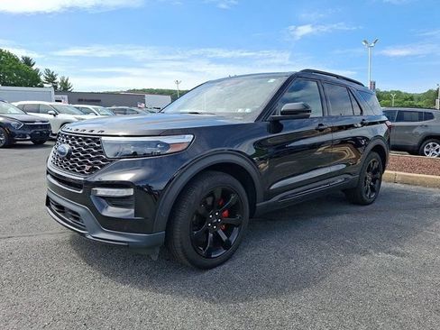 Used 2021 Ford Explorer ST w/ Equipment Group 401A AWD/4WD image 3