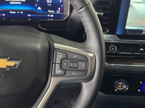 Used 2024 Chevrolet Silverado 1500 LT AWD/4WD image 28
