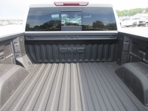 New 2026 GMC Sierra 1500 AT4 AWD/4WD image 6