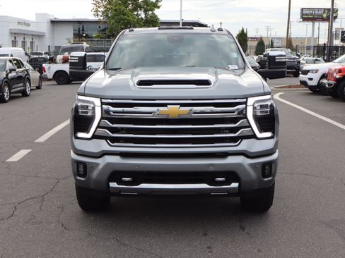 Certified 2025 Chevrolet Silverado 2500 High Country w/ Technology Package image 3