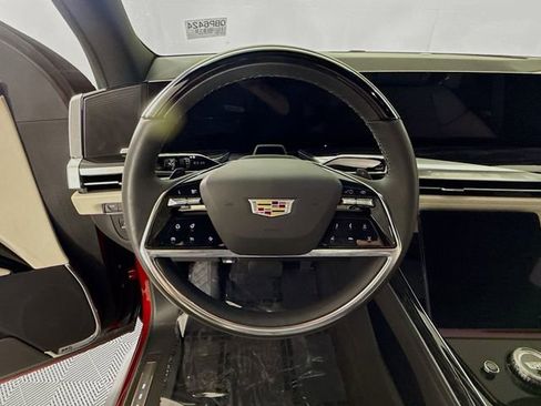 Used 2025 Cadillac Escalade Sport w/ LPO, Floor Liner Package AWD/4WD image 13