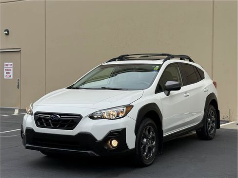 Used 2021 Subaru Crosstrek 2.5i Sport w/ Moonroof Package AWD/4WD image 3