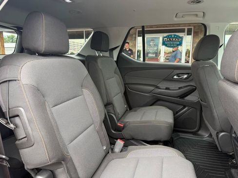 Used 2020 Chevrolet Traverse LT AWD/4WD image 23