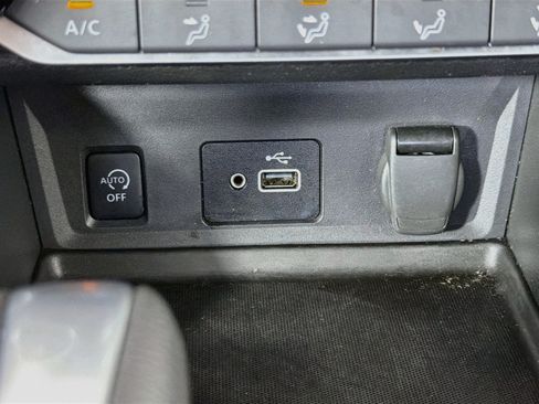 Used 2025 Nissan Sentra S FWD image 26