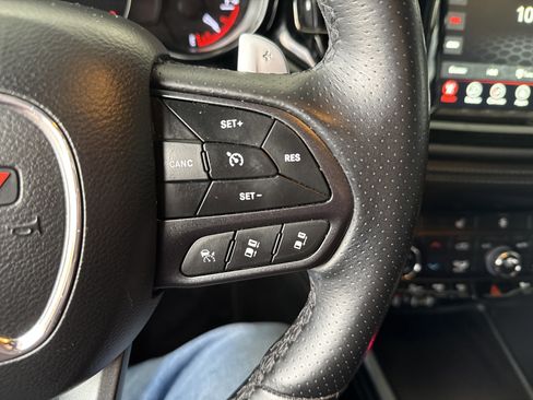 Used 2022 Dodge Durango GT image 35