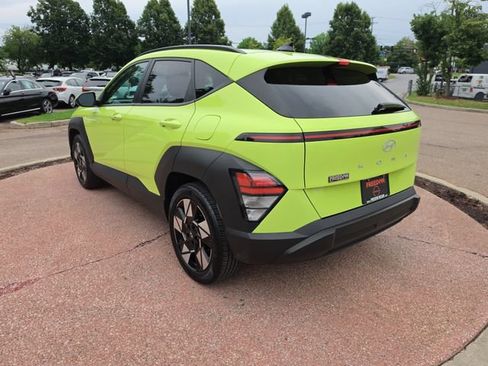 Used 2024 Hyundai Kona SEL FWD image 3