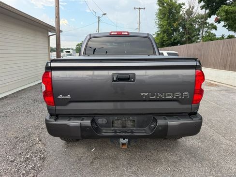 Used 2017 Toyota Tundra Platinum AWD/4WD image 10