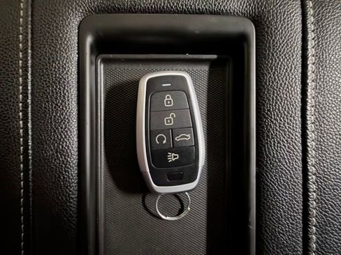 Used 2022 Chevrolet Silverado 1500 RST w/ Safety Package image 44