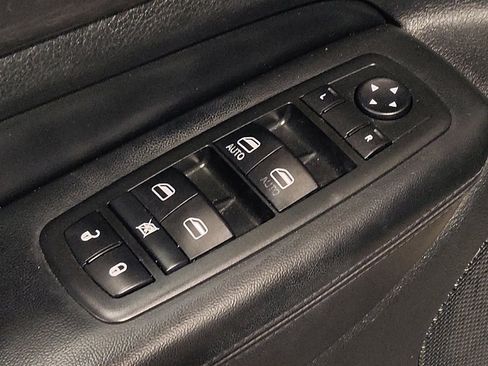 Used 2014 Jeep Grand Cherokee Laredo w/ Quick Order Package 23E RWD image 27