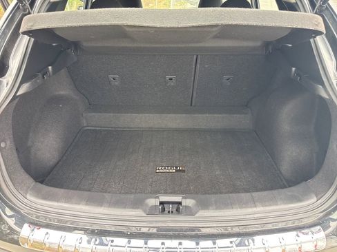 Used 2018 Nissan Rogue Sport S w/ S Appearance Package image 27