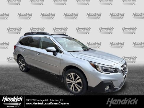 Used 2019 Subaru Outback 2.5i Limited AWD/4WD image 1
