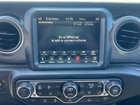 Used 2023 Jeep Wrangler Sport AWD/4WD image 17