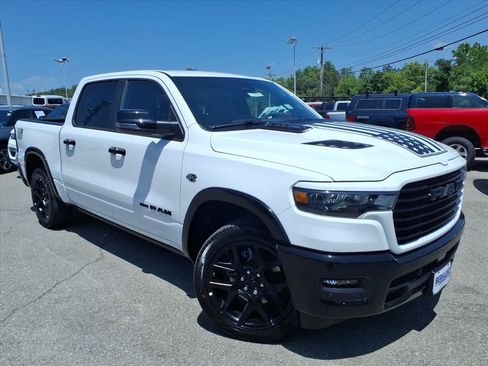 New 2026 RAM 1500 Laramie AWD/4WD image 1