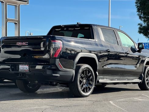 Used 2026 GMC Sierra EV Elevation w/ LPO, Elevation Dark Package image 4