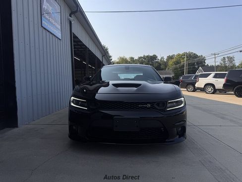 Used 2019 Dodge Charger Scat Pack w/ Plus Group RWD image 12