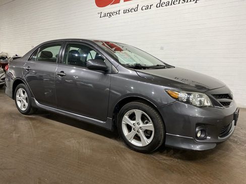 Used 2012 Toyota Corolla S image 2