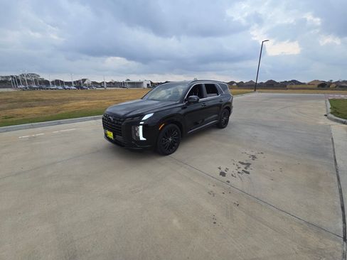 Used 2024 Hyundai Palisade Calligraphy image 30