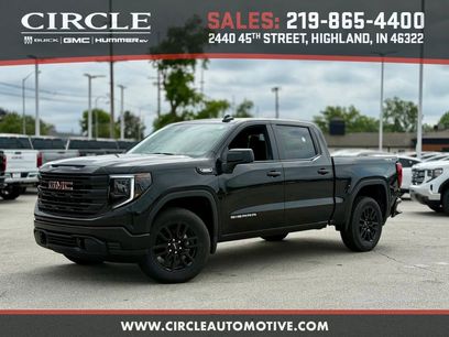 New 2025 GMC Sierra 1500 Pro w/ Graphite Edition