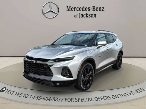 Used 2021 Chevrolet Blazer RS w/ Enhanced Convenience Package FWD image 4
