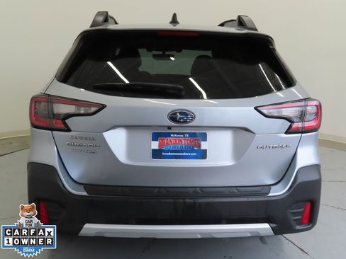 Used 2022 Subaru Outback Limited image 5