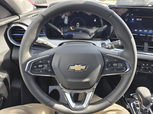 New 2026 Chevrolet Trax LT w/ LT Convenience Package image 12