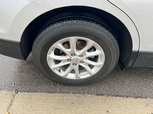 Used 2018 Chevrolet Equinox LT image 10