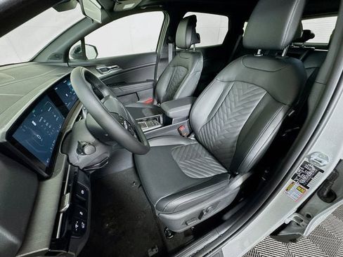 New 2026 Kia Sportage X-Line w/ X-Line Technology Package image 22