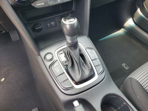 Used 2018 Hyundai Kona SEL FWD image 22