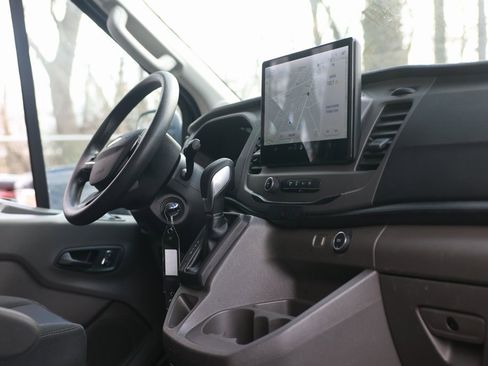 Used 2022 Ford Transit 350 XLT image 27