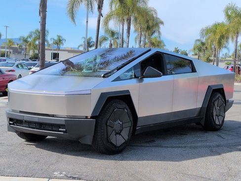 Used 2024 Tesla Cybertruck Cyberbeast image 5