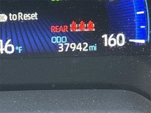 Used 2022 Toyota Corolla LE image 28