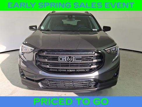 Used 2021 GMC Terrain SLT w/ Infotainment Package II image 3