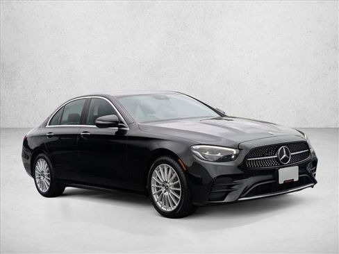 Used 2022 Mercedes-Benz E 350 Sedan image 6