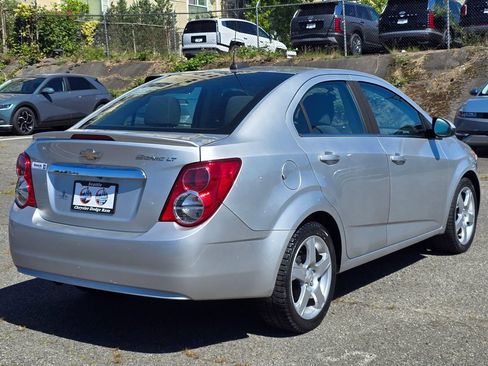 Used 2015 Chevrolet Sonic LT FWD image 8