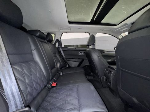 New 2026 Nissan Rogue Platinum w/ Platinum Premium Package image 16