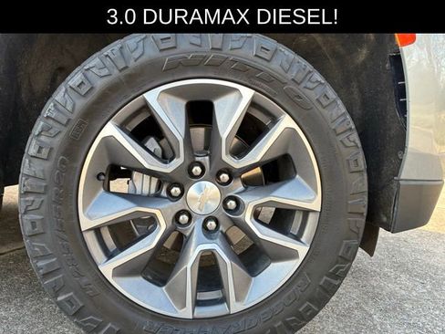 Used 2023 Chevrolet Tahoe LT w/ LT Signature Plus Package AWD/4WD image 11