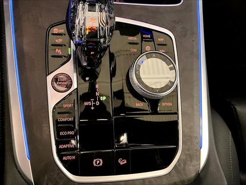 Used 2021 BMW X5 xDrive40i w/ M Sport Package image 28