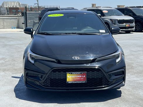 Used 2024 Toyota Corolla SE w/ SE Premium Package FWD image 12