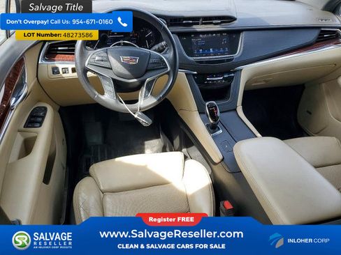 Used 2017 Cadillac XT5 Luxury w/ Driver Awareness Package image 4