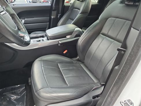 Used 2019 Land Rover Range Rover Sport HSE image 15